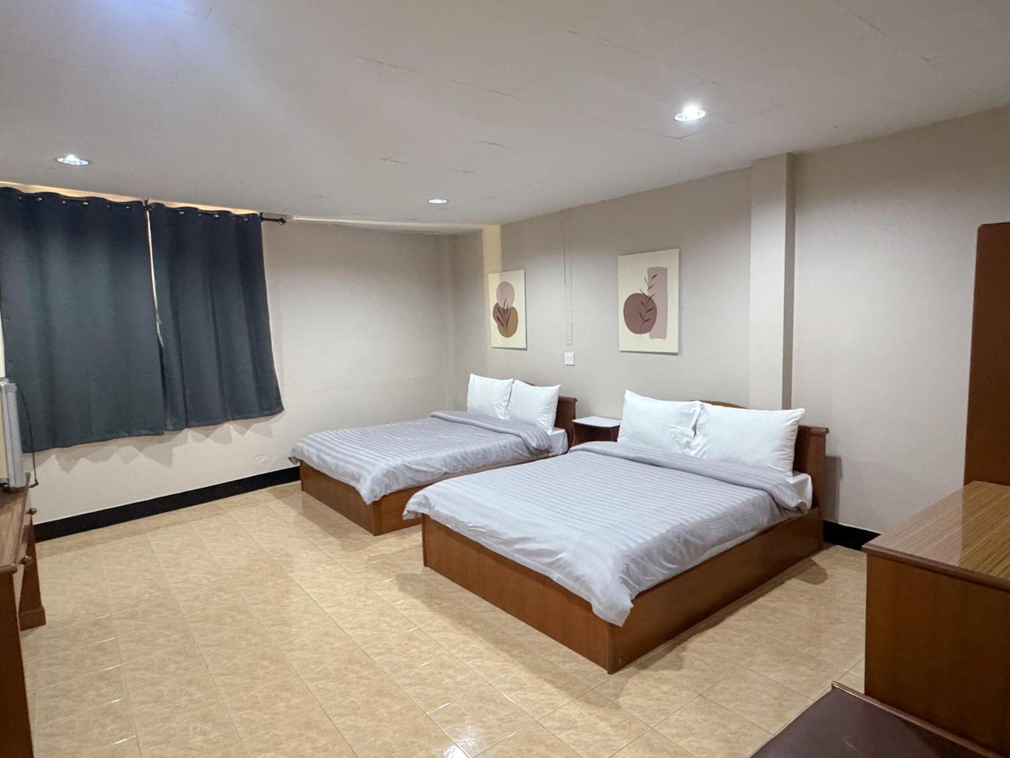 Tokyo Hotel Nakhonratchasima Exterior foto